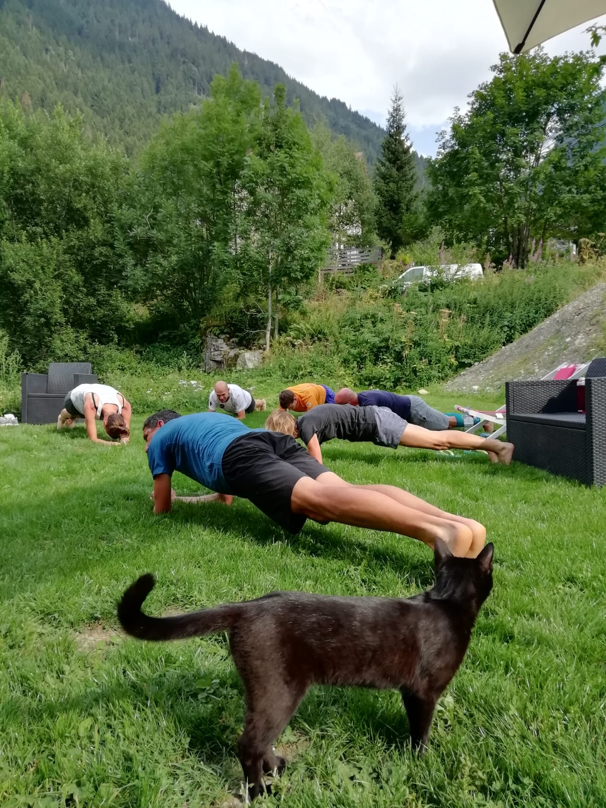 Séance de gainage en groupe